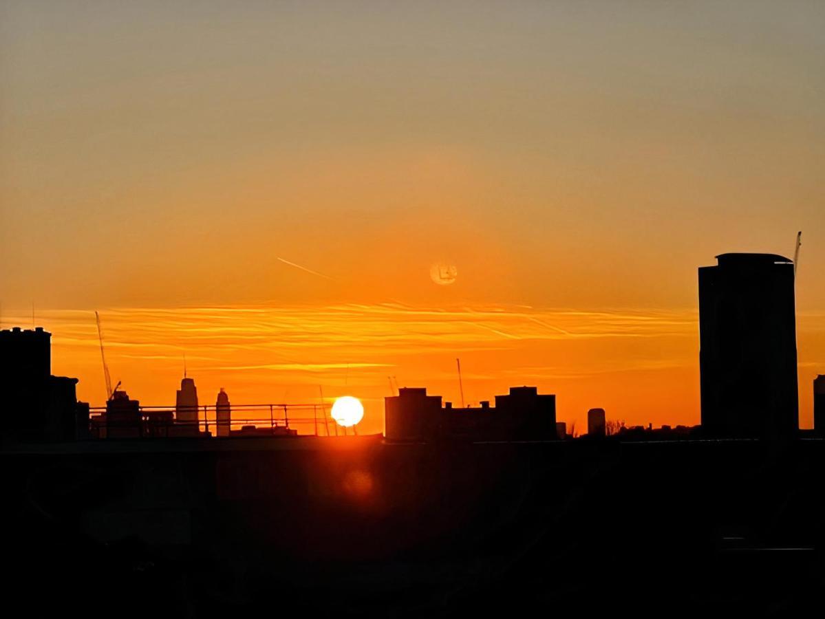 Bright Spacious En-Suite Room W/ London Views - 8Min From London Bridge! Exteriör bild